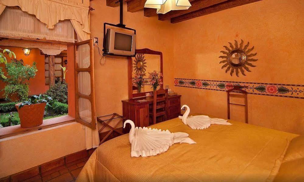 Hotel Pueblo Magico Pátzcuaro Kültér fotó
